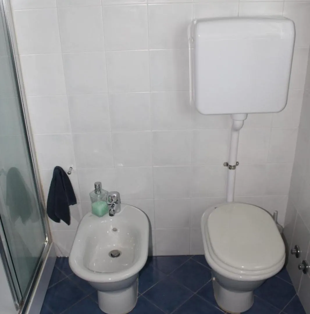 Couette-café Sangiligio Countryside Villa, Private Rooms W Kitchen, Bath, Private Entrance, Crema
